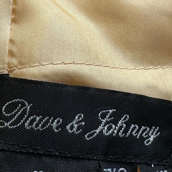 Dave & Johnny Cream Satin Gown - Picture 7 of 11